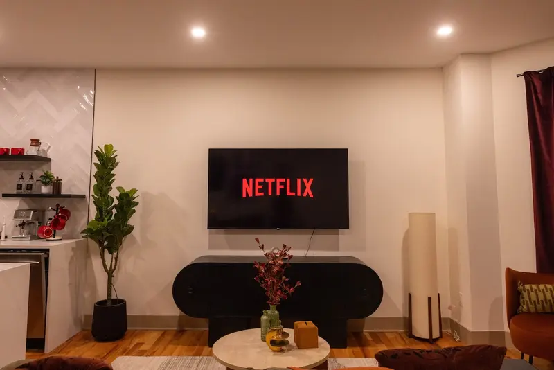 Living room with smart Roku TV, The Mulberry Loft vacation rental in Jersey City near NYC